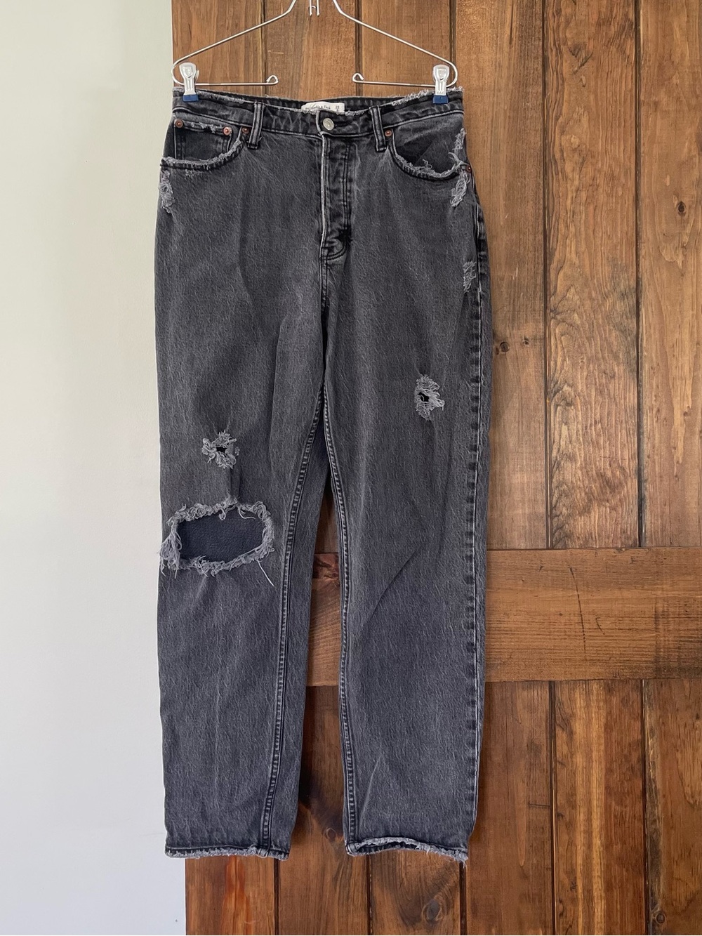 Abercrombie & Fitch Curve Love The Dad High Rise Distressed Button Fly Jeans 8